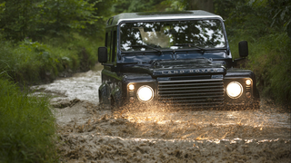 A British Billionaire Wants To Bring The Land Rover Defender Back From The Dead: Report
